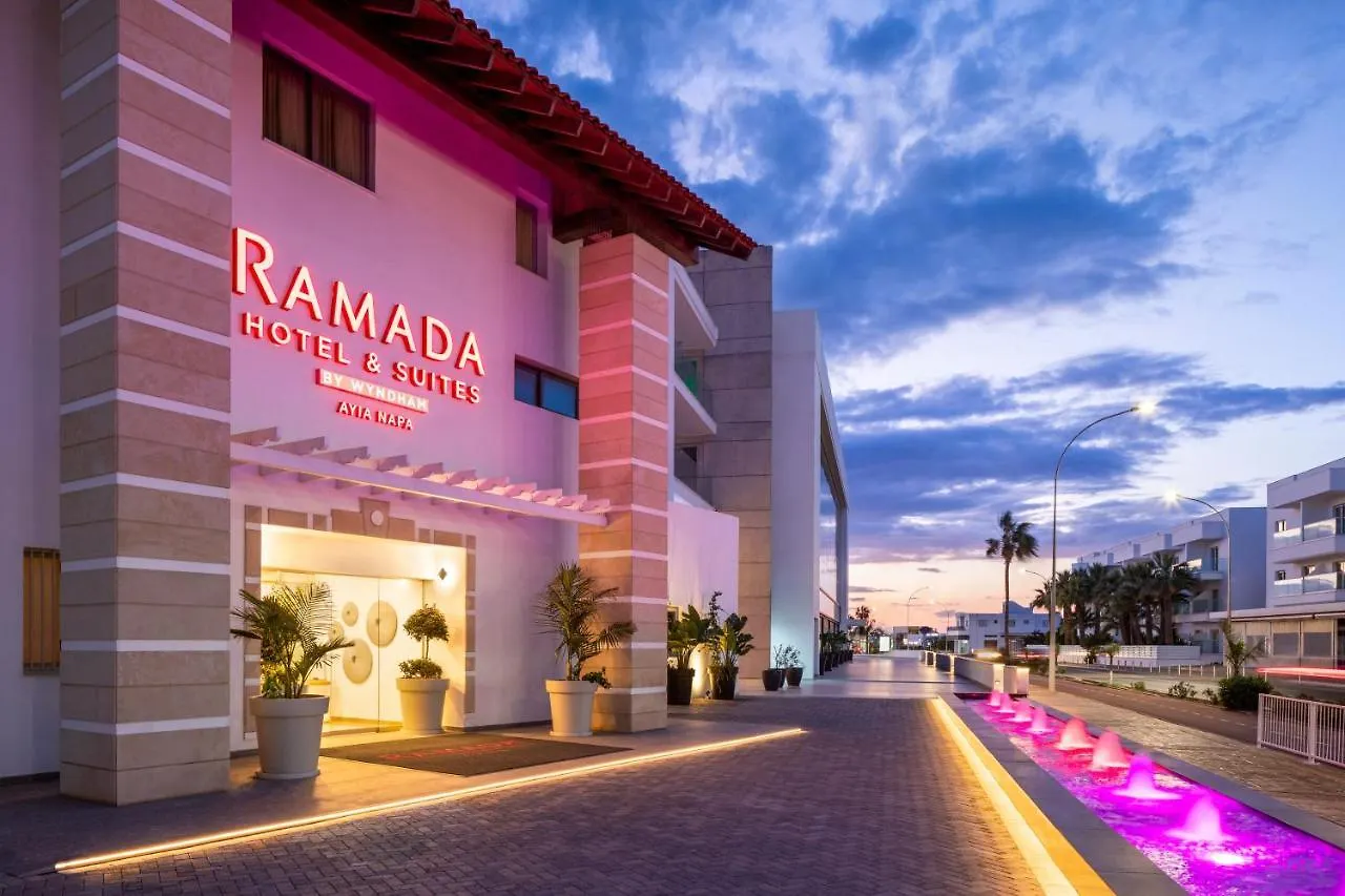 Ramada Hotel & Suites By Wyndham Айя-Напа